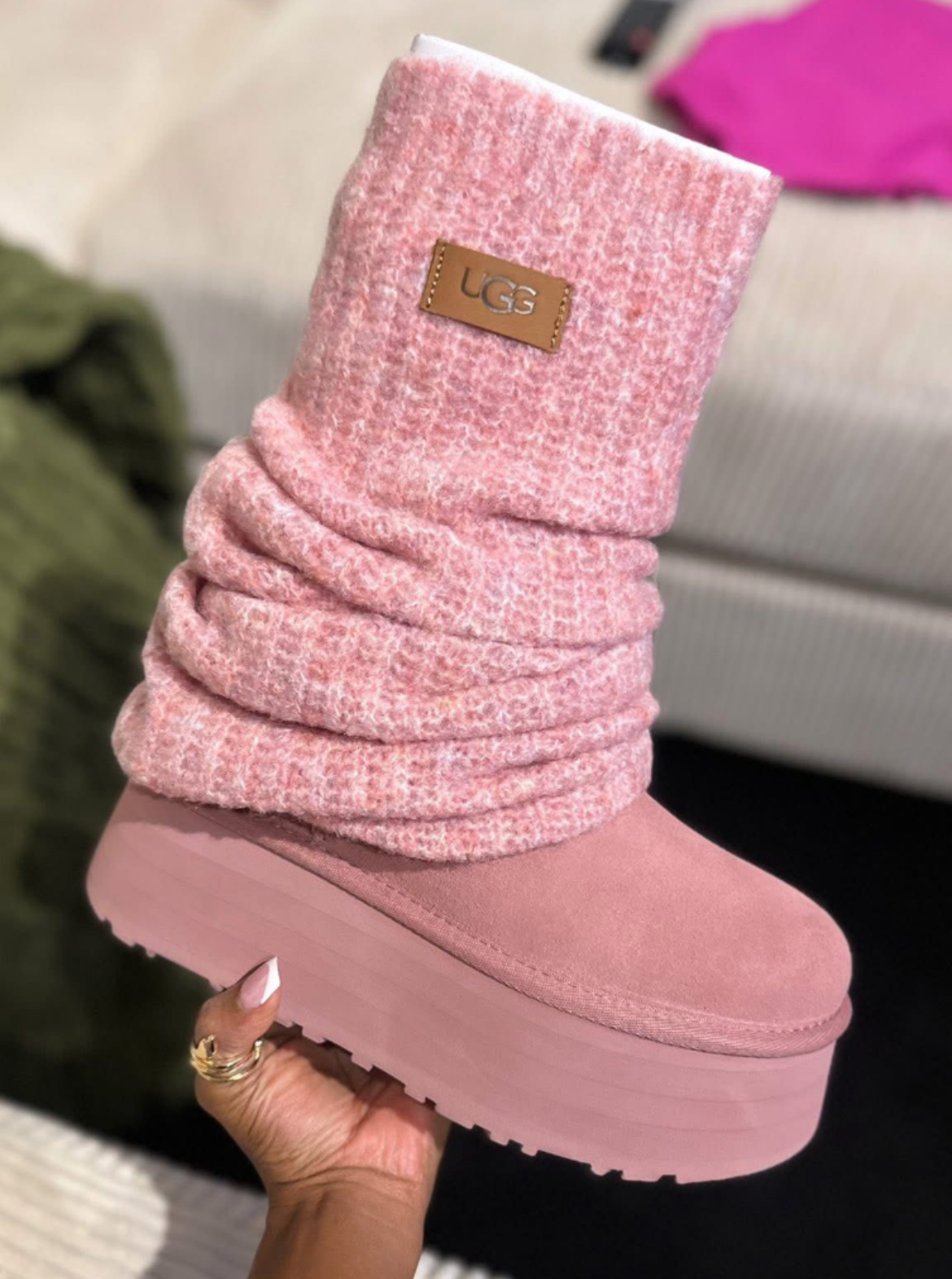 LEGWARMER 'PINK DAWN' BOOTS